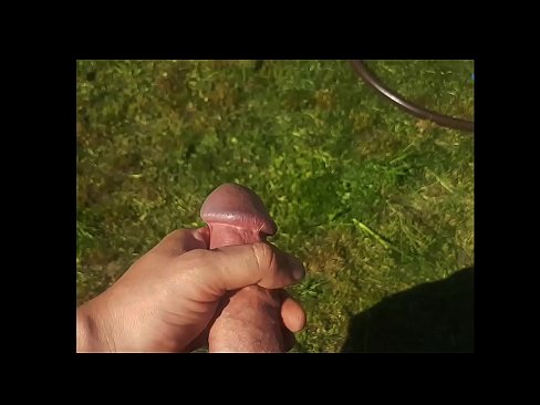 ❤️ Une chaudasse se fait baiser la chatte rose et jouit avec une giclée dans un jardin d'été... ️❌ Porno at fr.bitcoinex.top ️❤